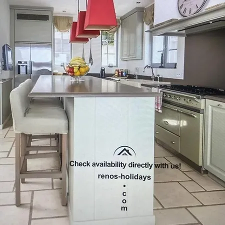 Holiday home Modern Setun